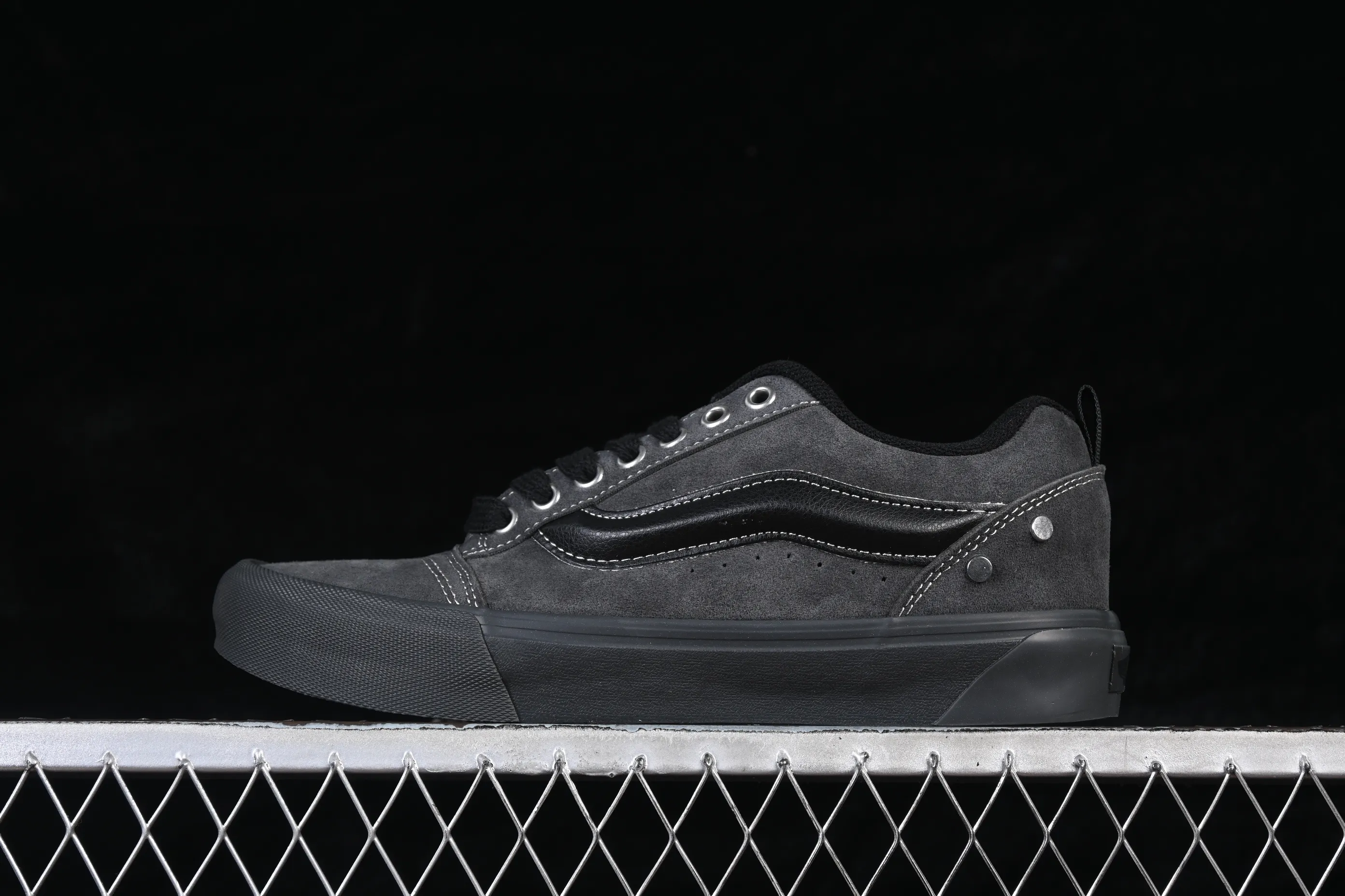 All categories Vans Vans series Vans Low Vans low-top Vans Sku-Skool Vans official low-top casual sneakers VN009QCBDAK